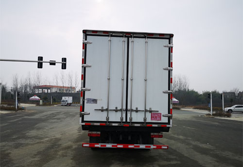 ����L(zh��ng)�d��AAA5125XLC6�����܇(ch��)