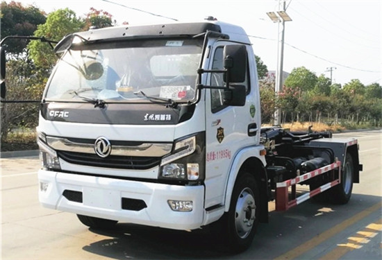 國六東風(fēng)凱普特勾臂式垃圾車 國六東風(fēng)凱普特勾臂式垃圾車